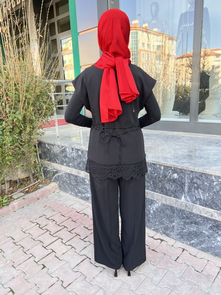MY1421-YAKASI İŞLEMELİ TAKIM
